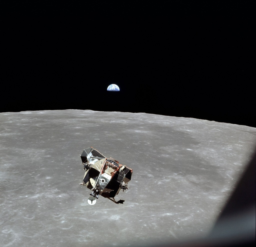 Apollo_11_lunar_module